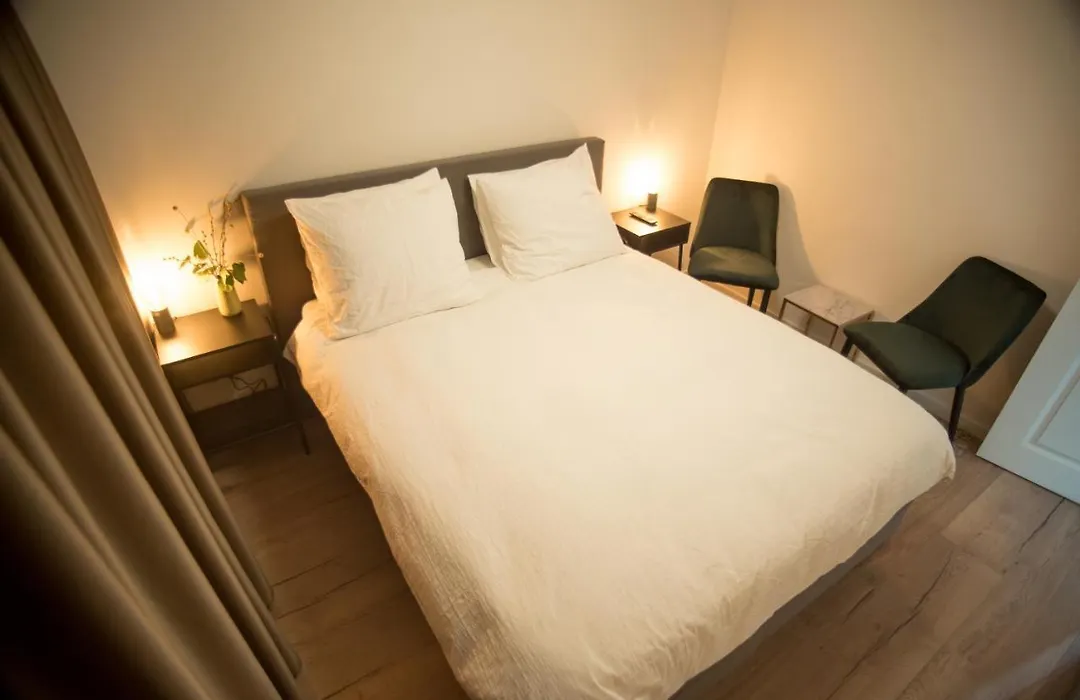 B&B Gabriela Amsterdam-1